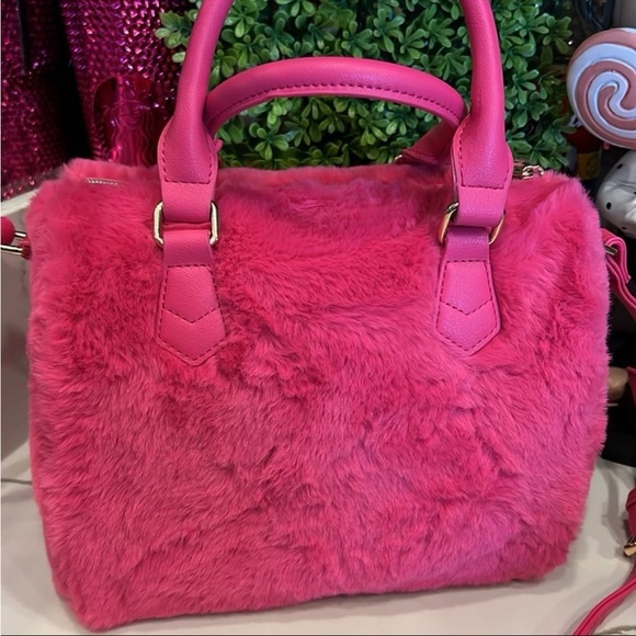 NWT JUICY COUTURE pink fluffy bag - Picture 8 of 10